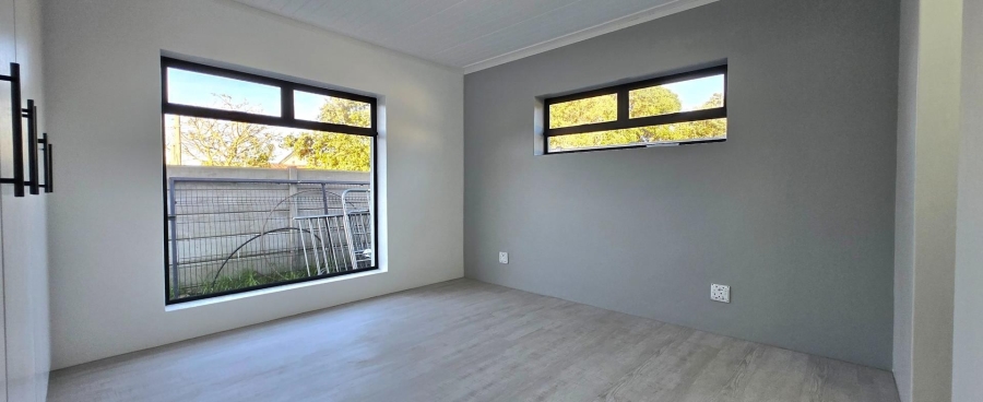 4 Bedroom Property for Sale in Franskraal Western Cape